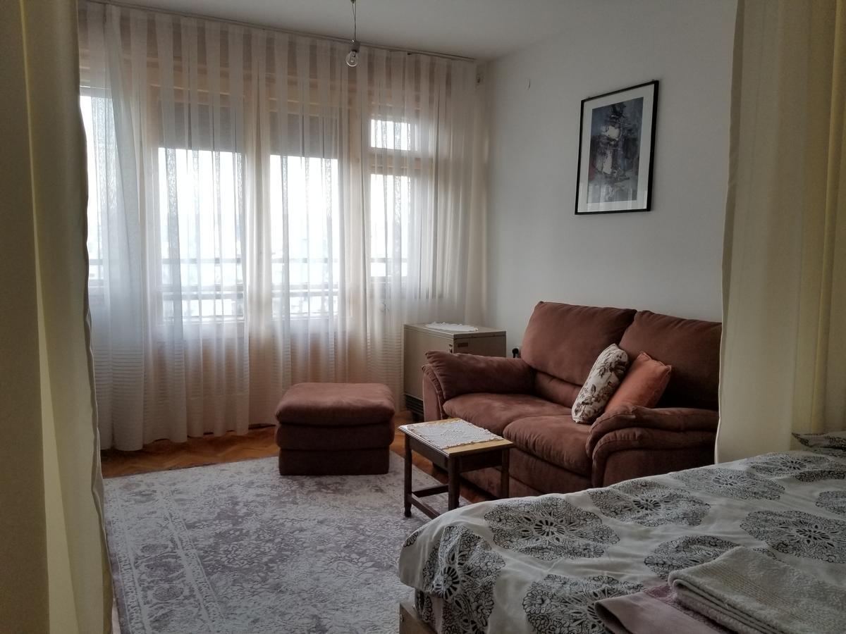Super Central & Panoramic - Leo'S Apartment Приштина Экстерьер фото