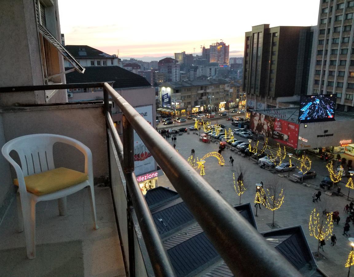 Super Central & Panoramic - Leo'S Apartment Приштина Экстерьер фото